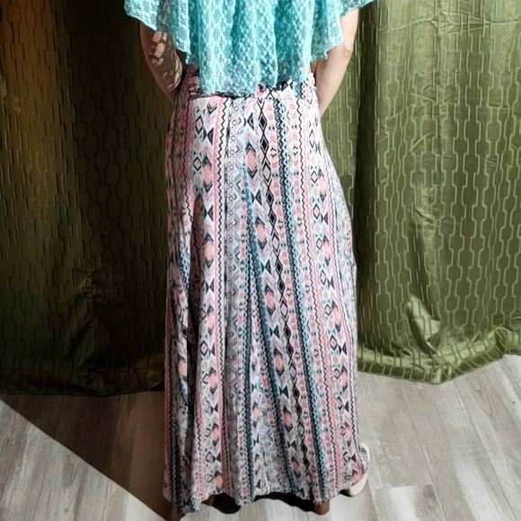 Sold on M€R{AR! - Picture 3 of 5